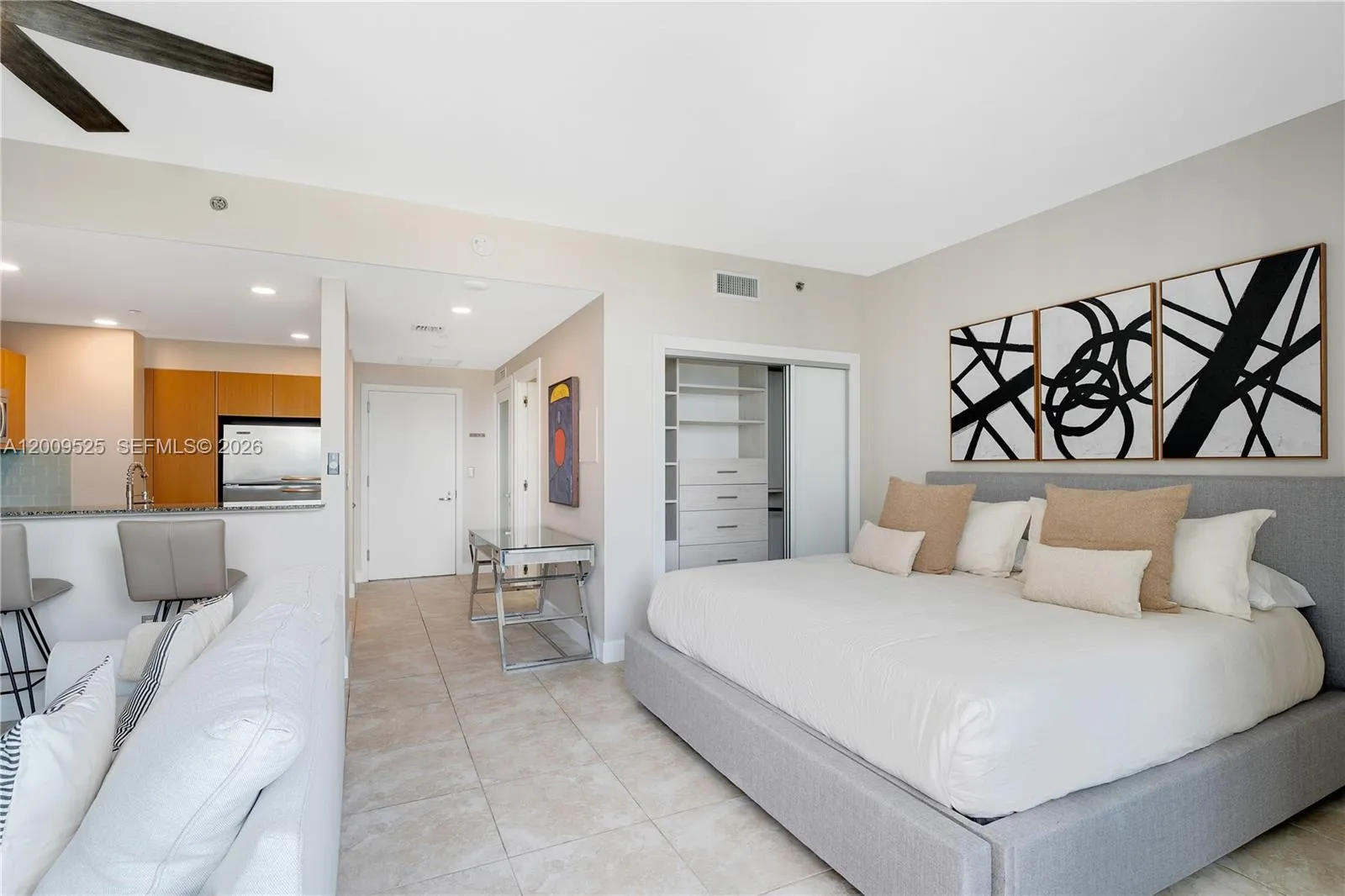 1060 Brickell Ave # 3209, Miami FL 33131