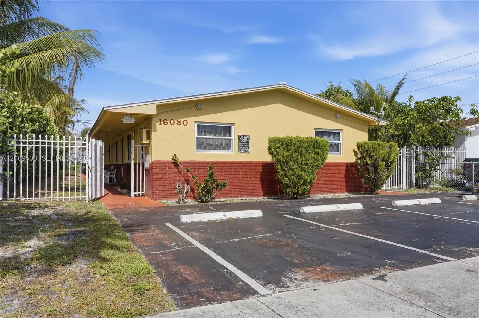 16030 NE 19th Pl, North Miami Beach FL 33162