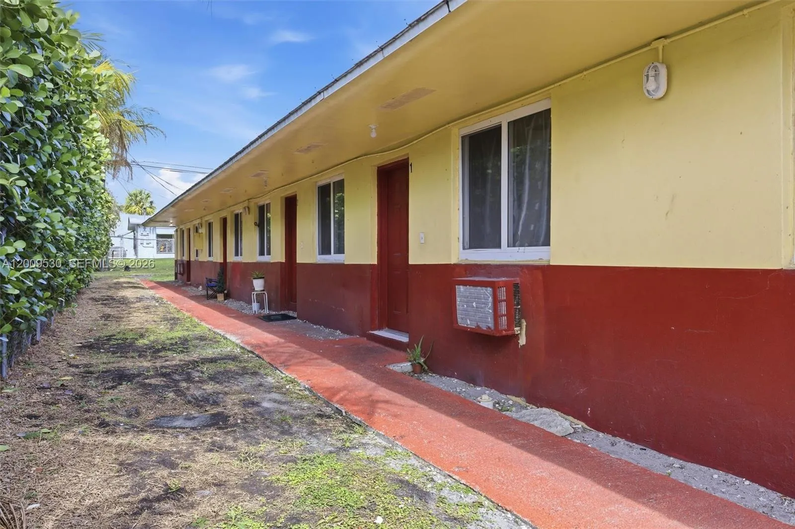 16030 NE 19th Pl, North Miami Beach FL 33162