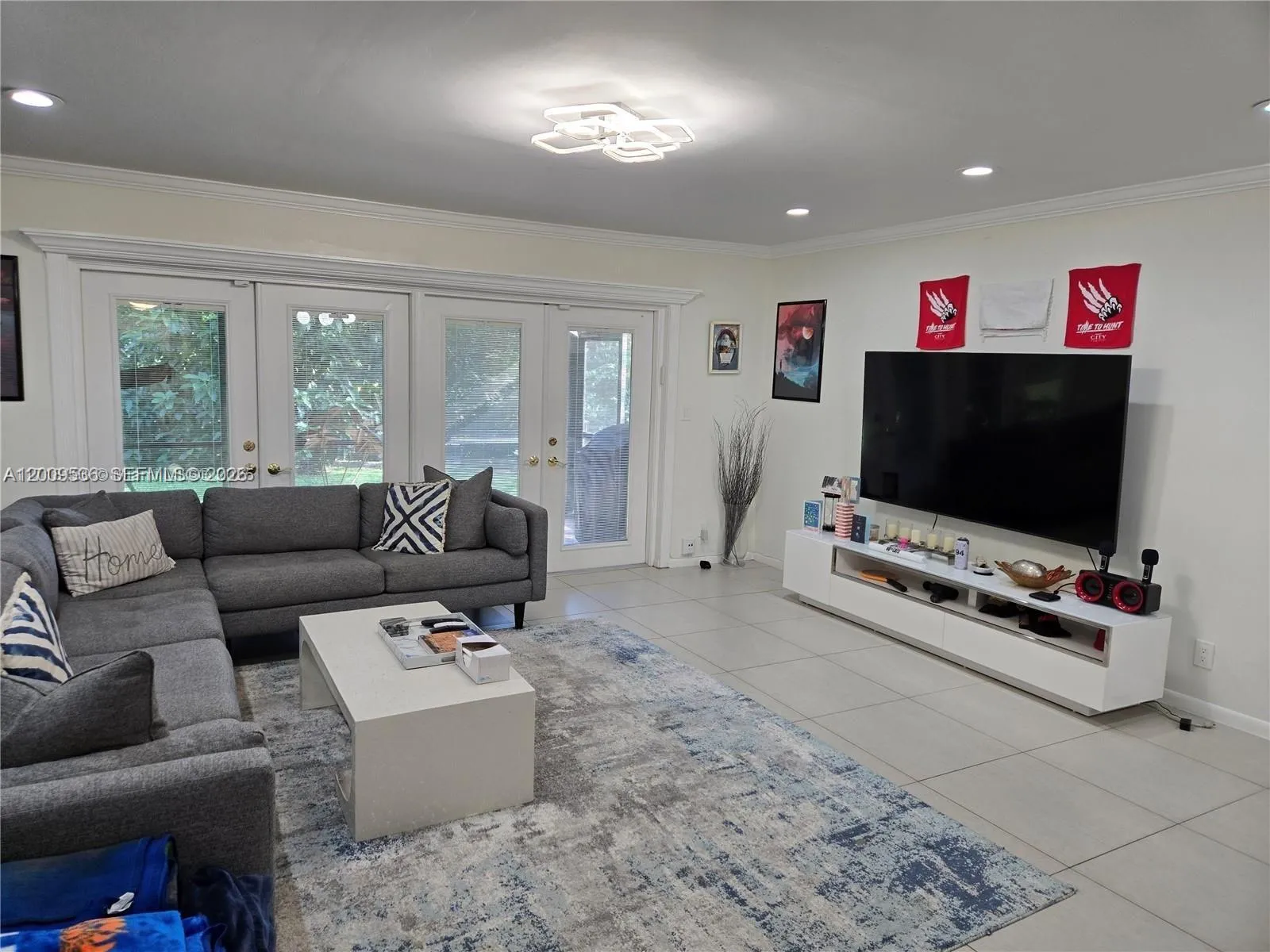 295 Jacaranda Dr # 20, Plantation FL 33324