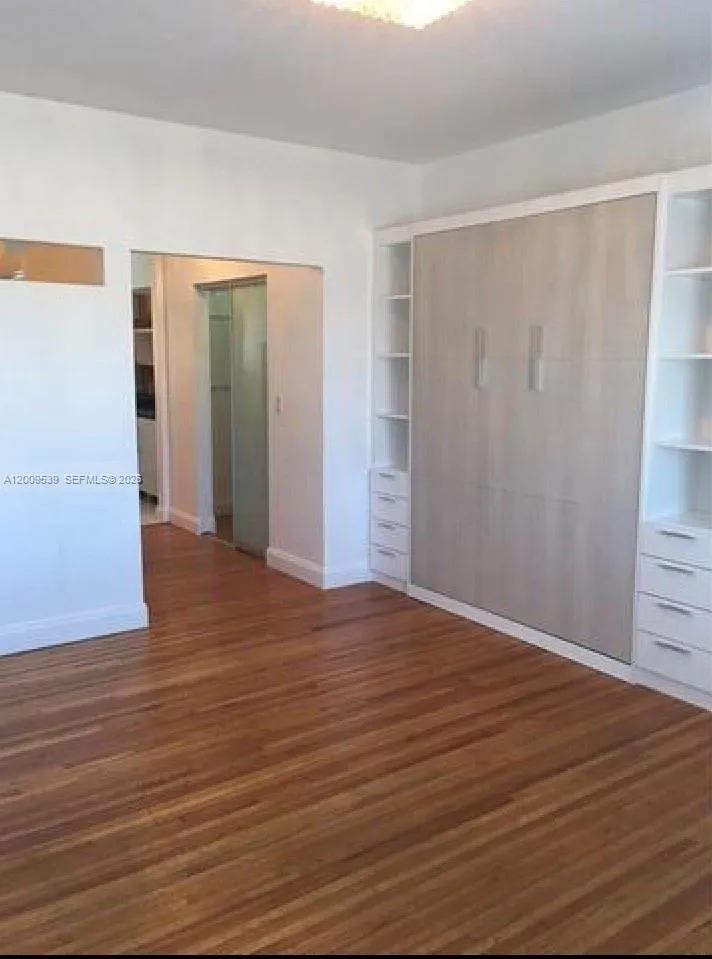 503 74th St # B3, Miami Beach FL 33141