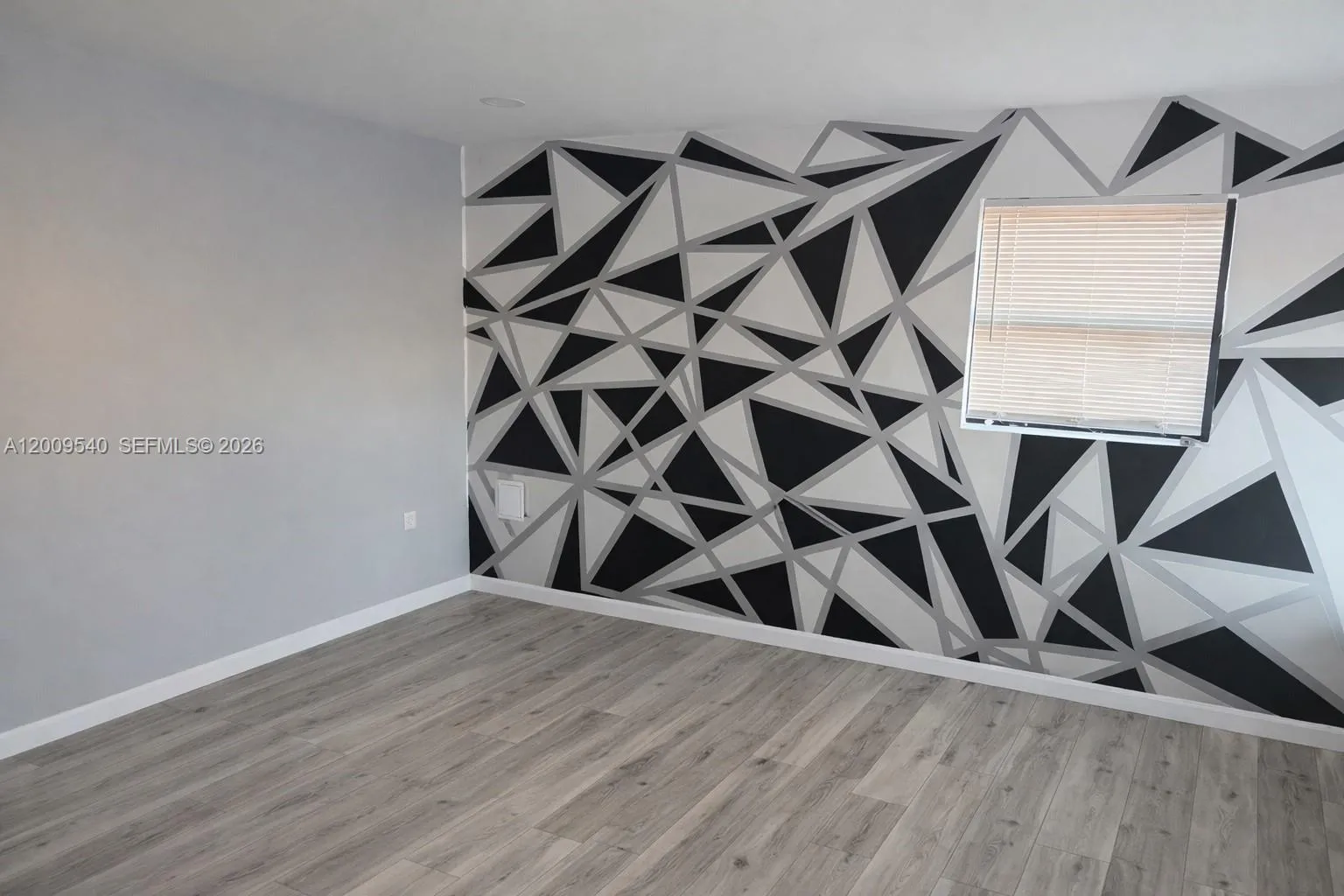 1822 N Dixie Hwy, Hollywood FL 33020