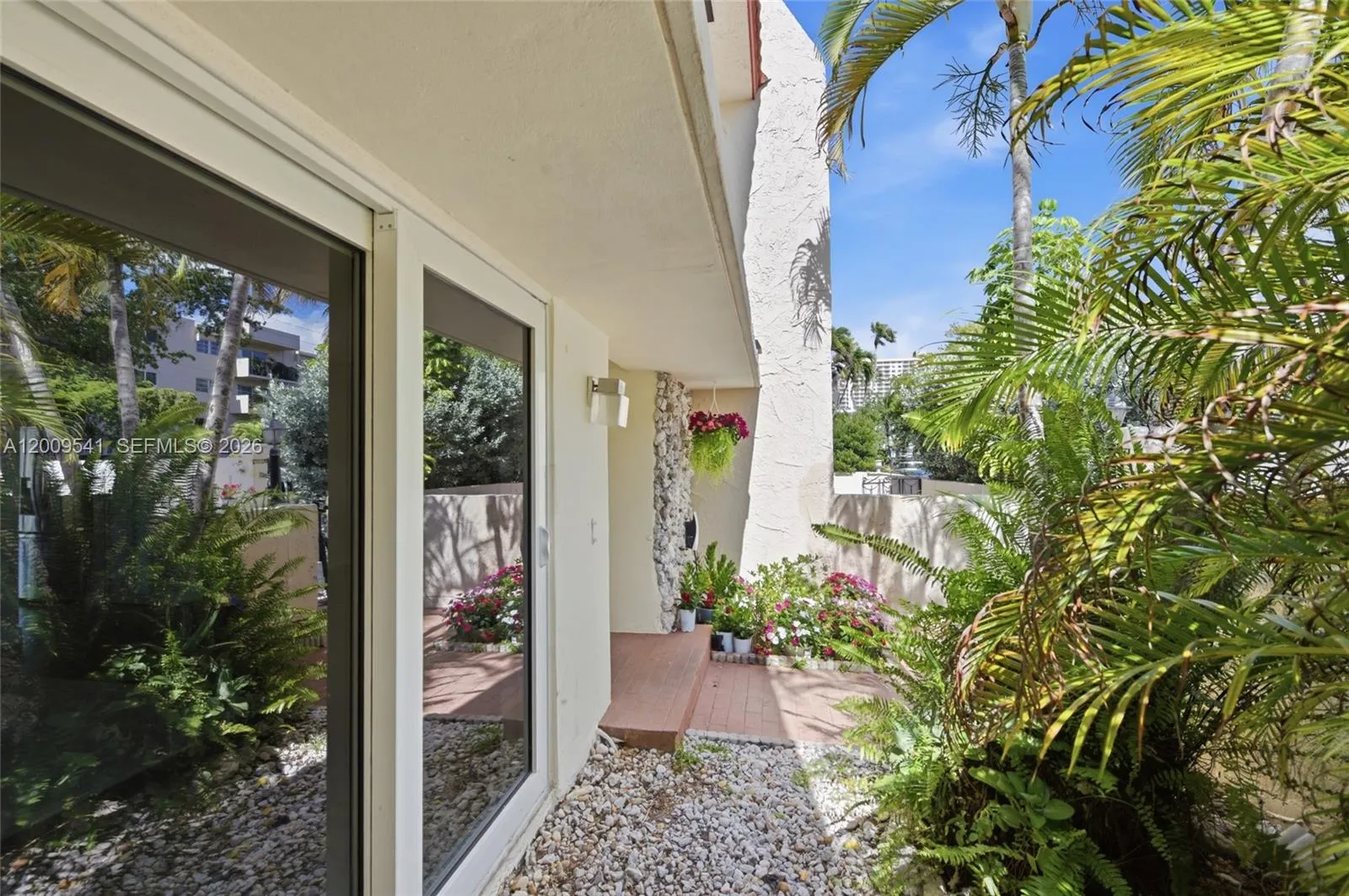 3819 NE 170th St # 1, North Miami Beach FL 33160