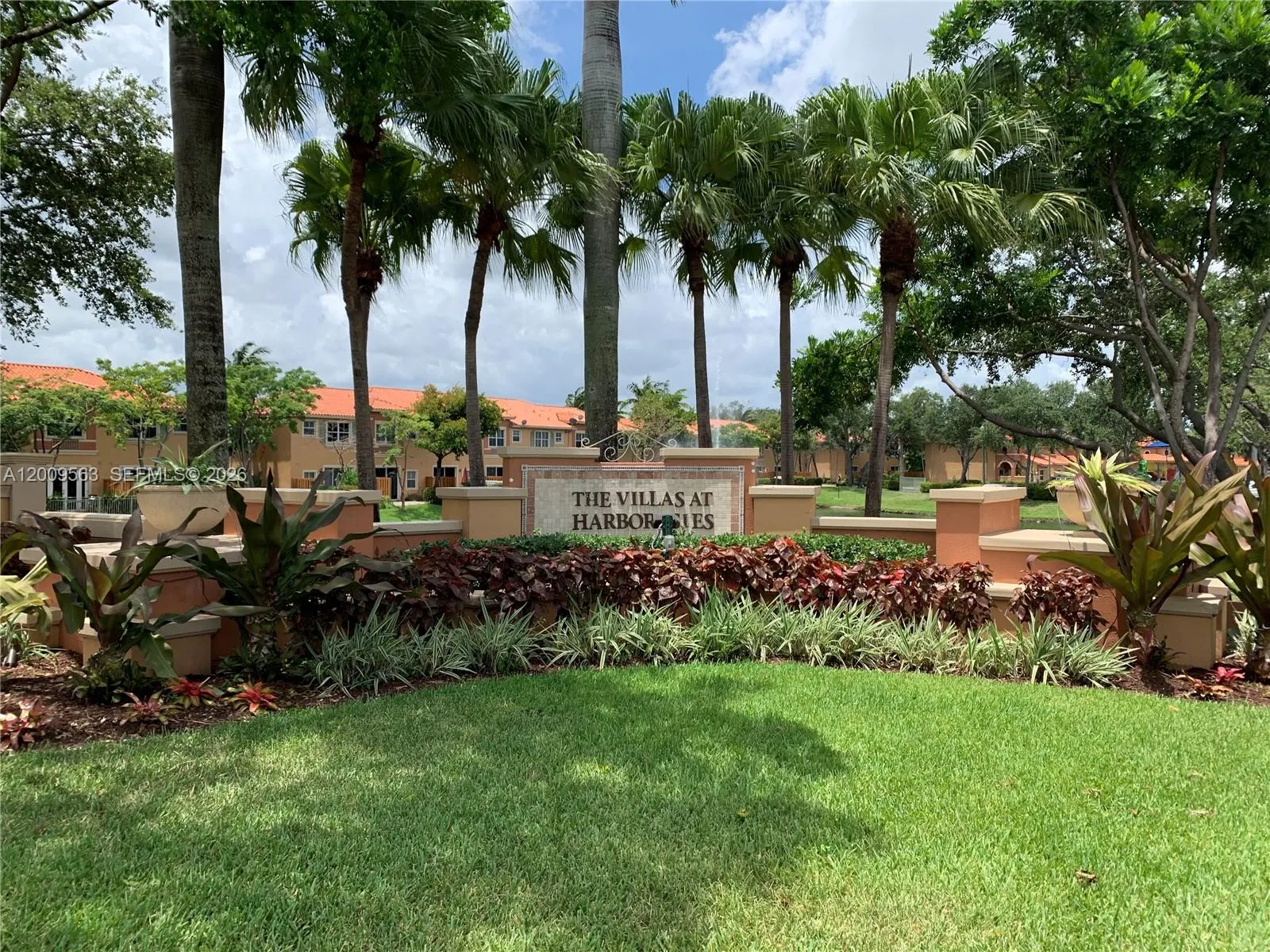 4944 Windward Way # 1401, Dania Beach FL 33312