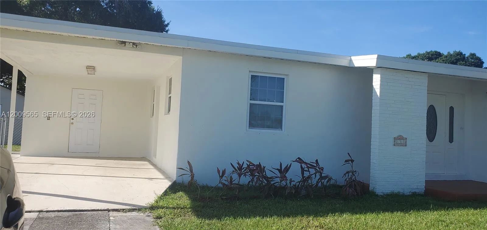 131 SE Serenata Ct, Port St. Lucie FL 34983