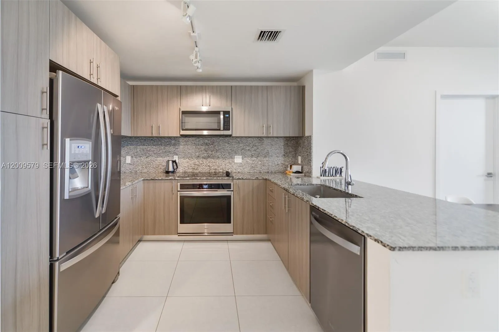 5350 NW 84th Ave # 509, Doral FL 33166