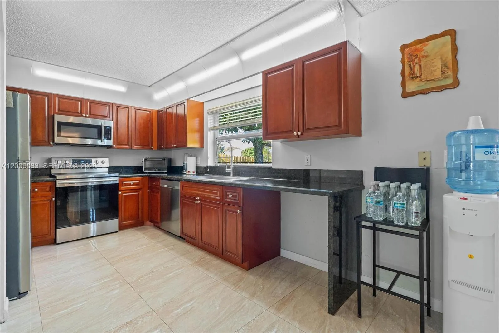 1001 SW 100th Ter, Pembroke Pines FL 33025