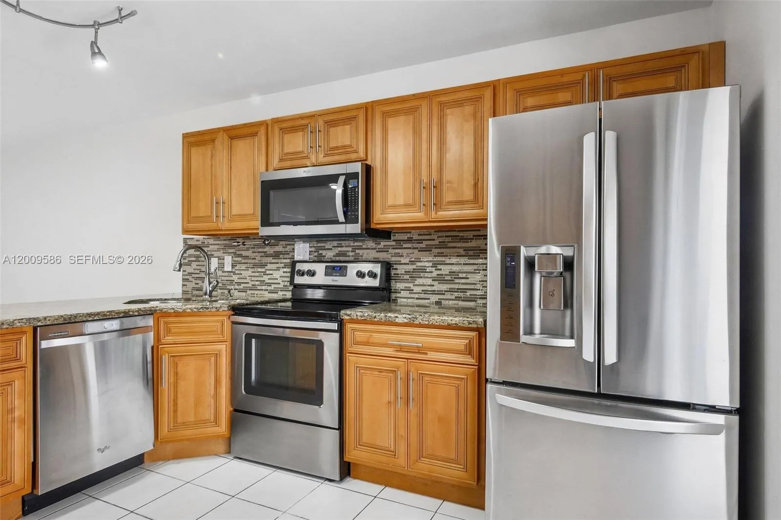 11649 NW 91st Ave, Hialeah Gardens FL 33018