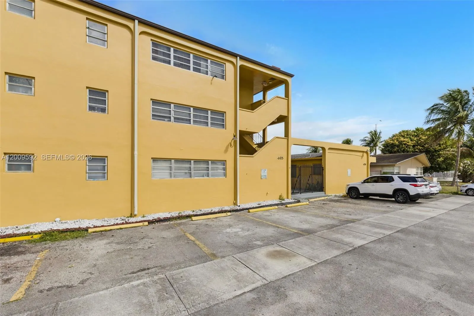 465 E 28th St # 12A, Hialeah FL 33013