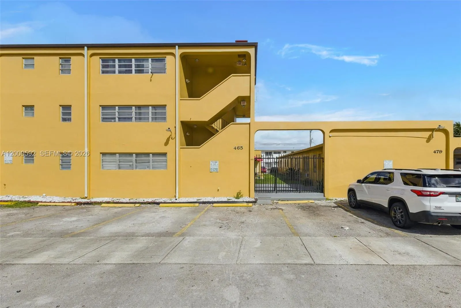 465 E 28th St # 12A, Hialeah FL 33013
