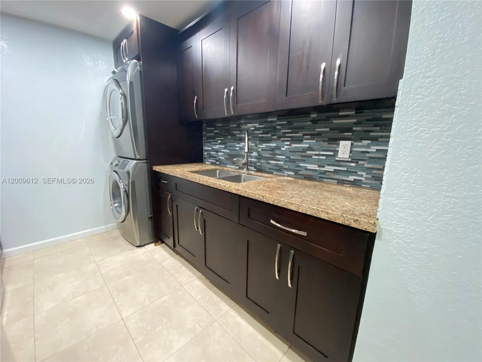 8200 SW 210th St # 220, Cutler Bay FL 33189