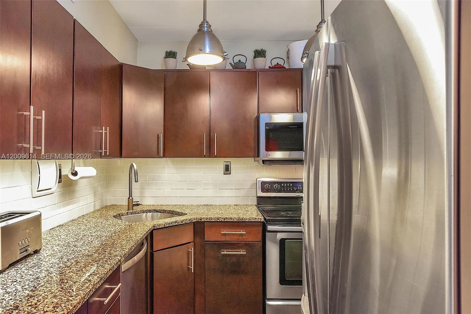 1200 West Ave # 423, Miami Beach FL 33139