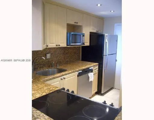 1865 79th St Cswy # 6L, North Bay Village FL 33141