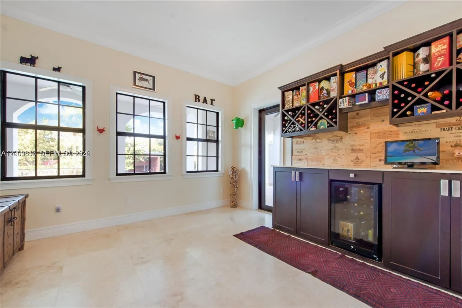 1151 S Alhambra Cir, Coral Gables FL 33146