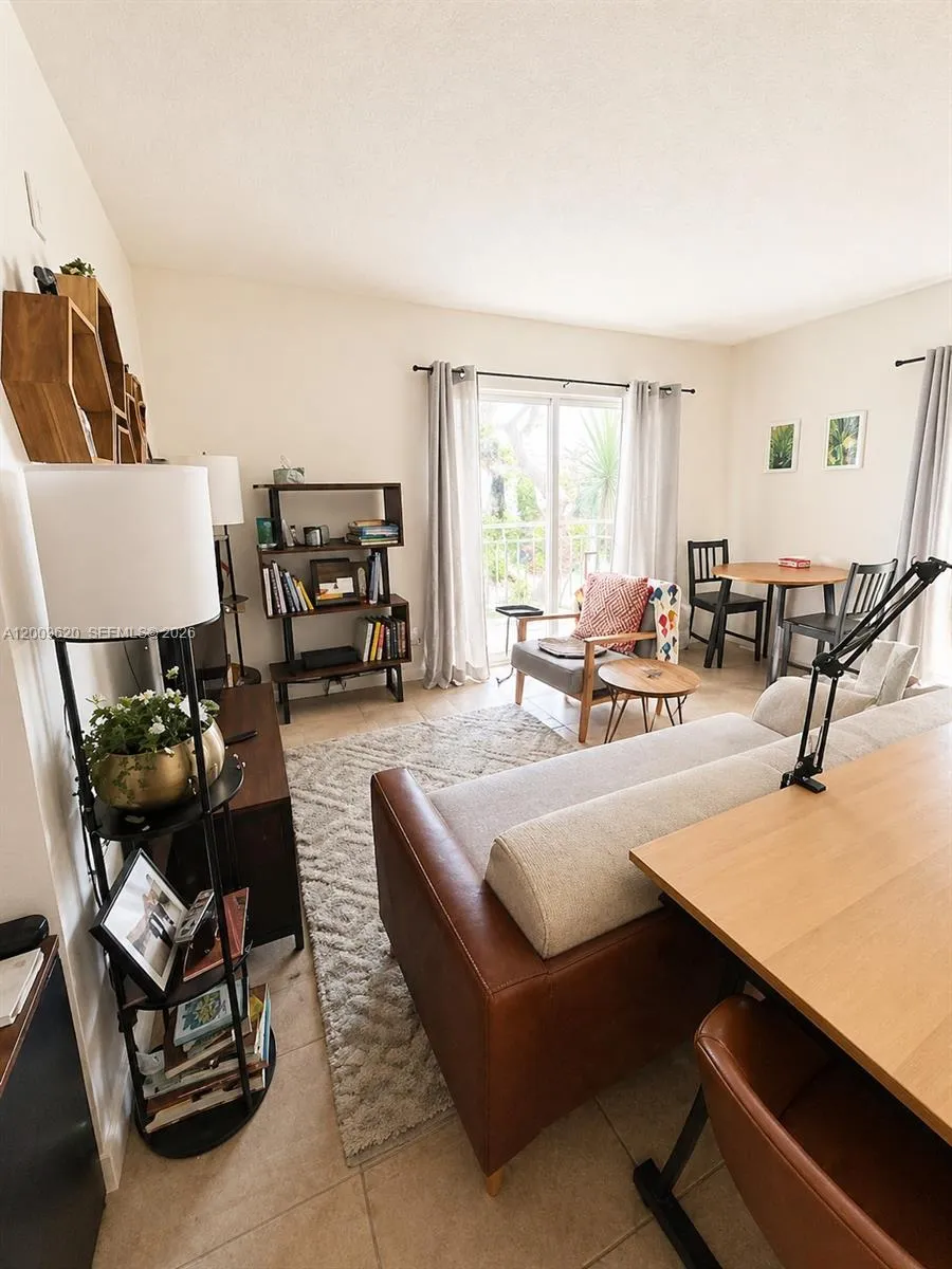 630 85th St # 101, Miami Beach FL 33141