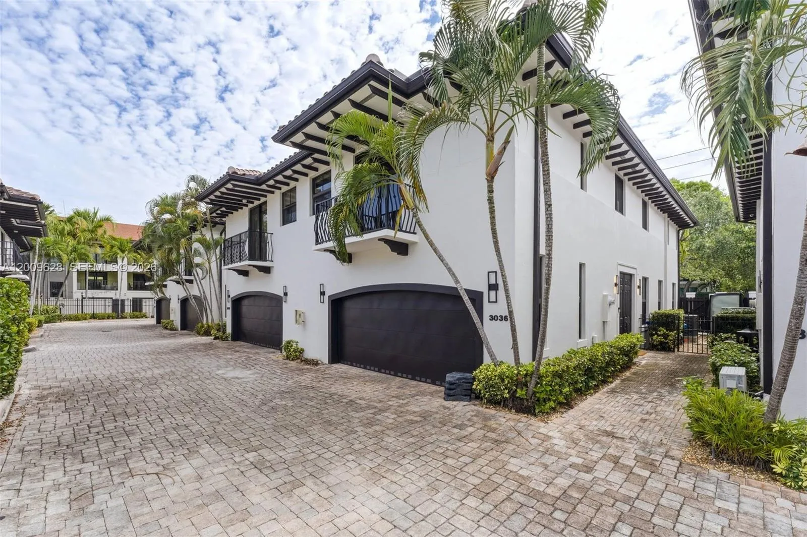 3036 Mcdonald Street, Miami FL 33133