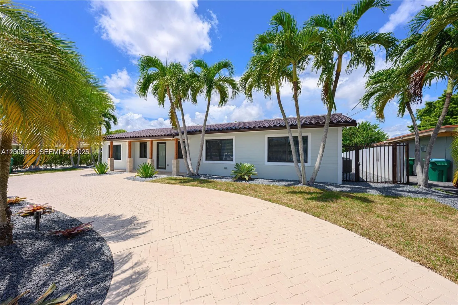 11835 SW 37th St, Miami FL 33175