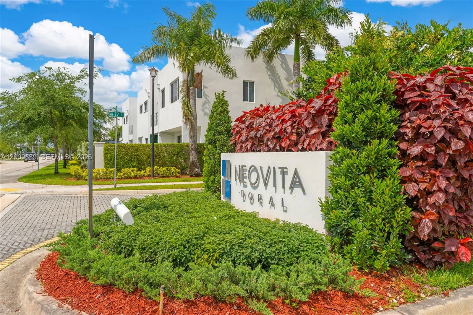 7234 NW 103rd Path, Doral FL 33178