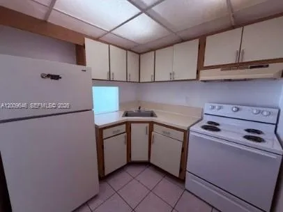 4550 NW 9th St # 911E, Miami FL 33126