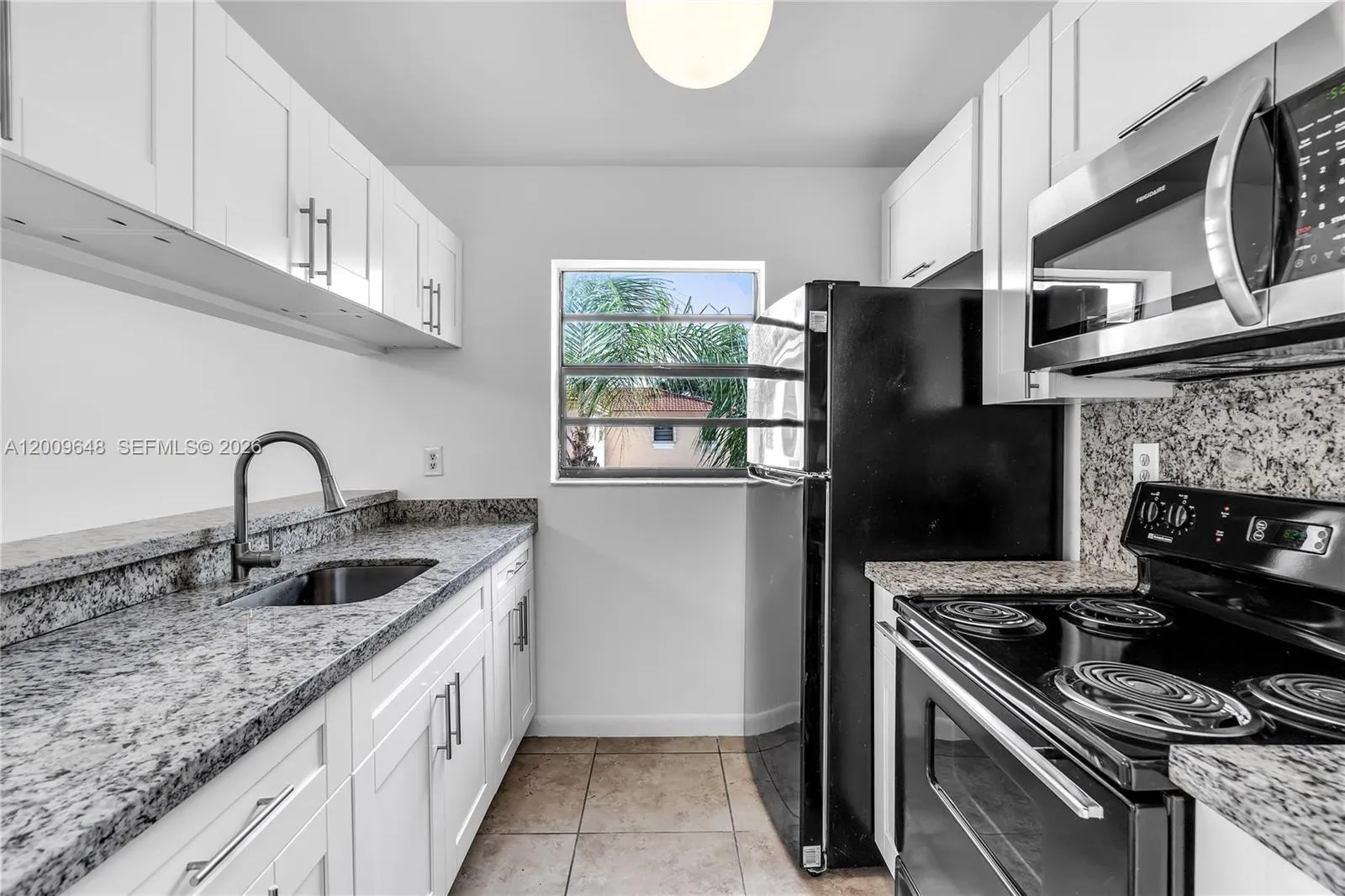 18206 Mediterranean Blvd # 21, Hialeah FL 33015