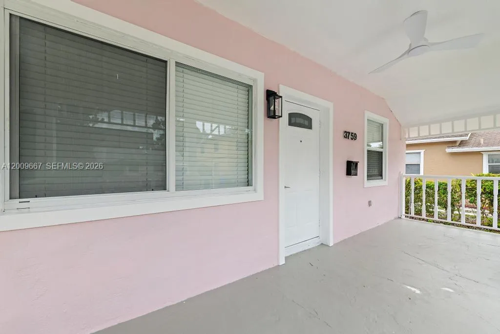 3759 Florida Ave, Coconut Grove FL 33133