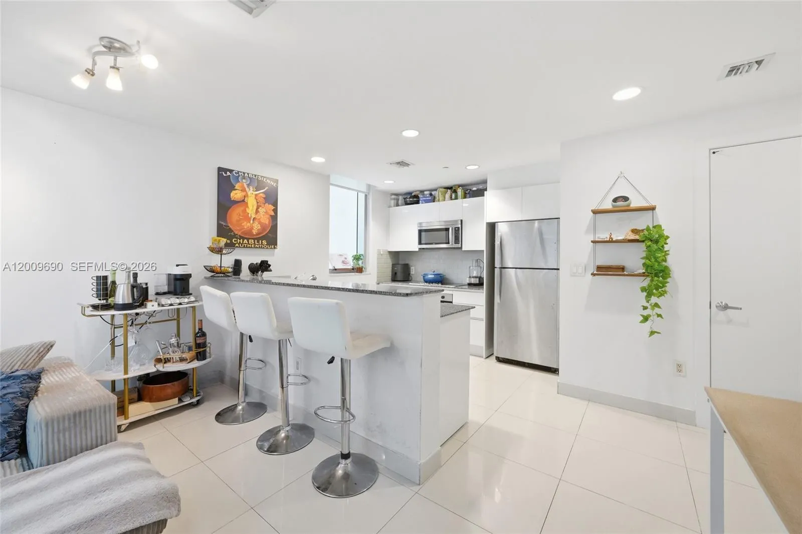 1050 Brickell Ave # 1002, Miami FL 33131