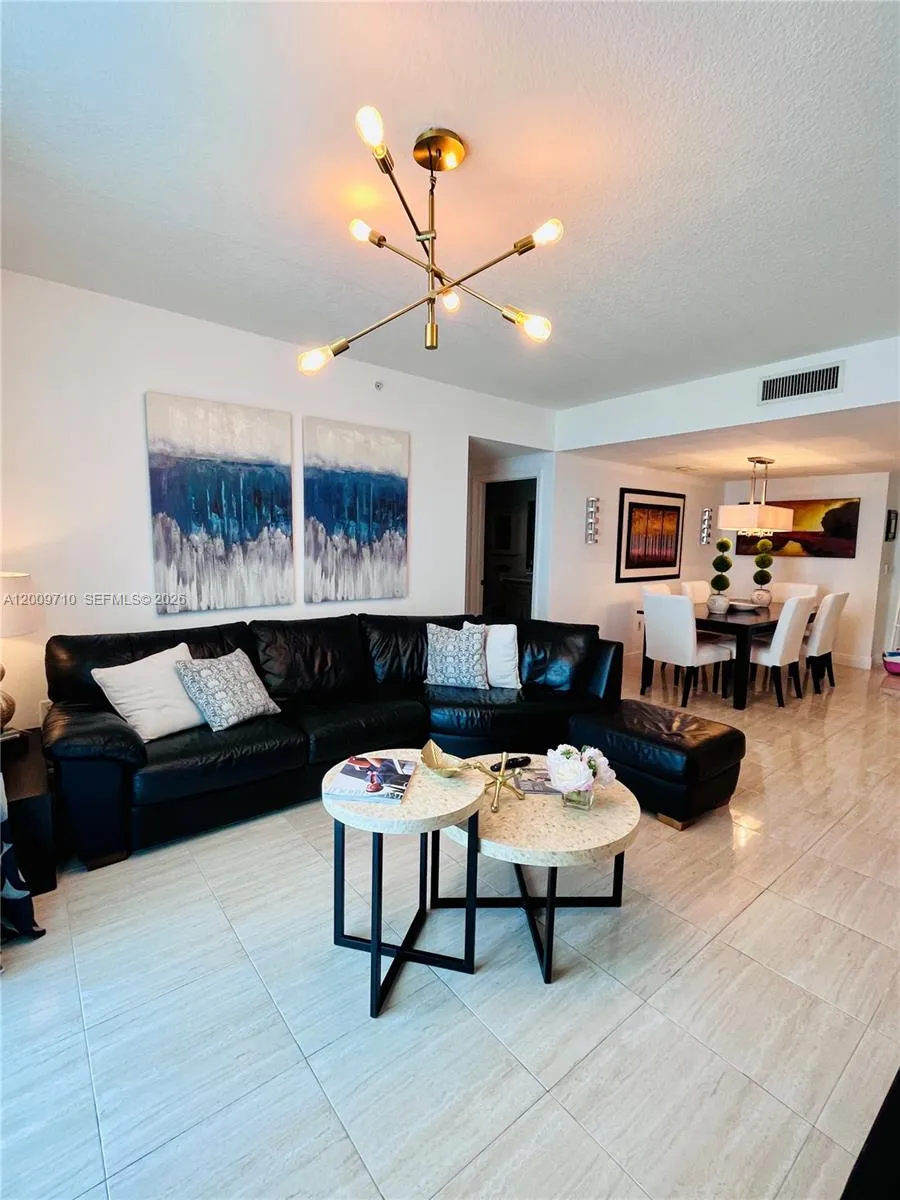 1250 S Miami Ave # 1903, Miami FL 33130