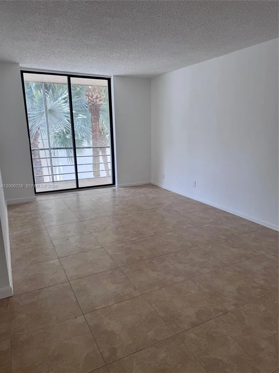 2821 N Miami Beach Blvd # 3K, North Miami Beach FL 33160