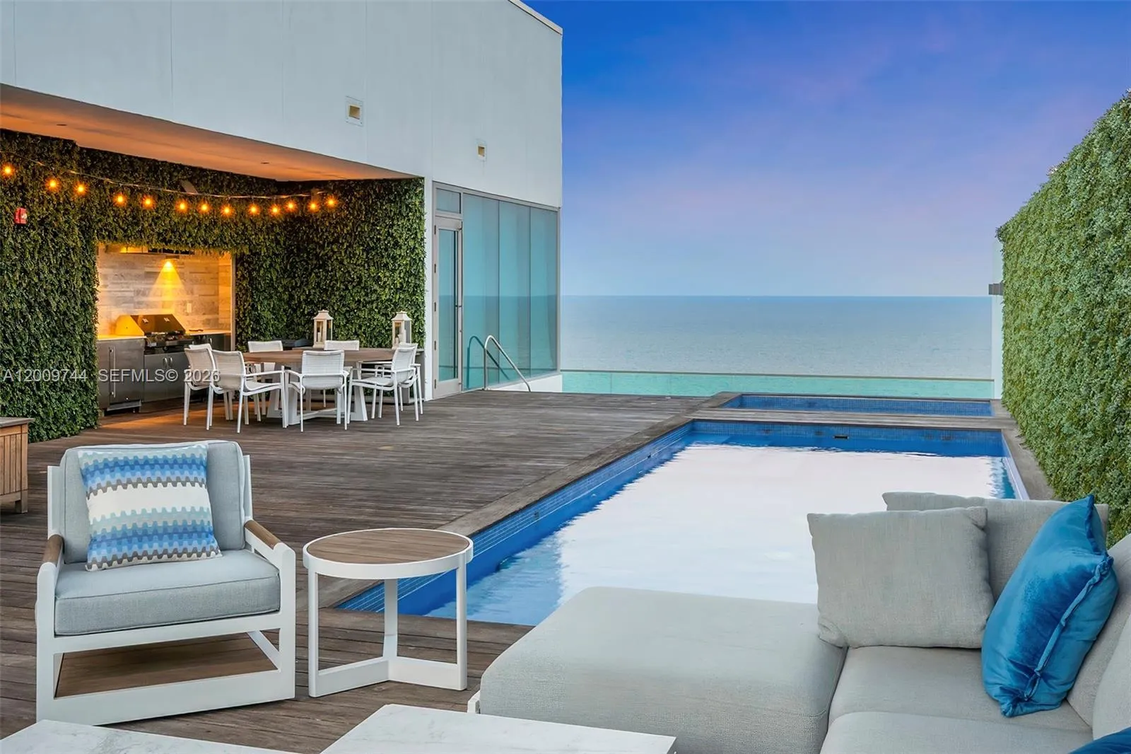 10201 Collins Ave, Bal Harbour FL 33154