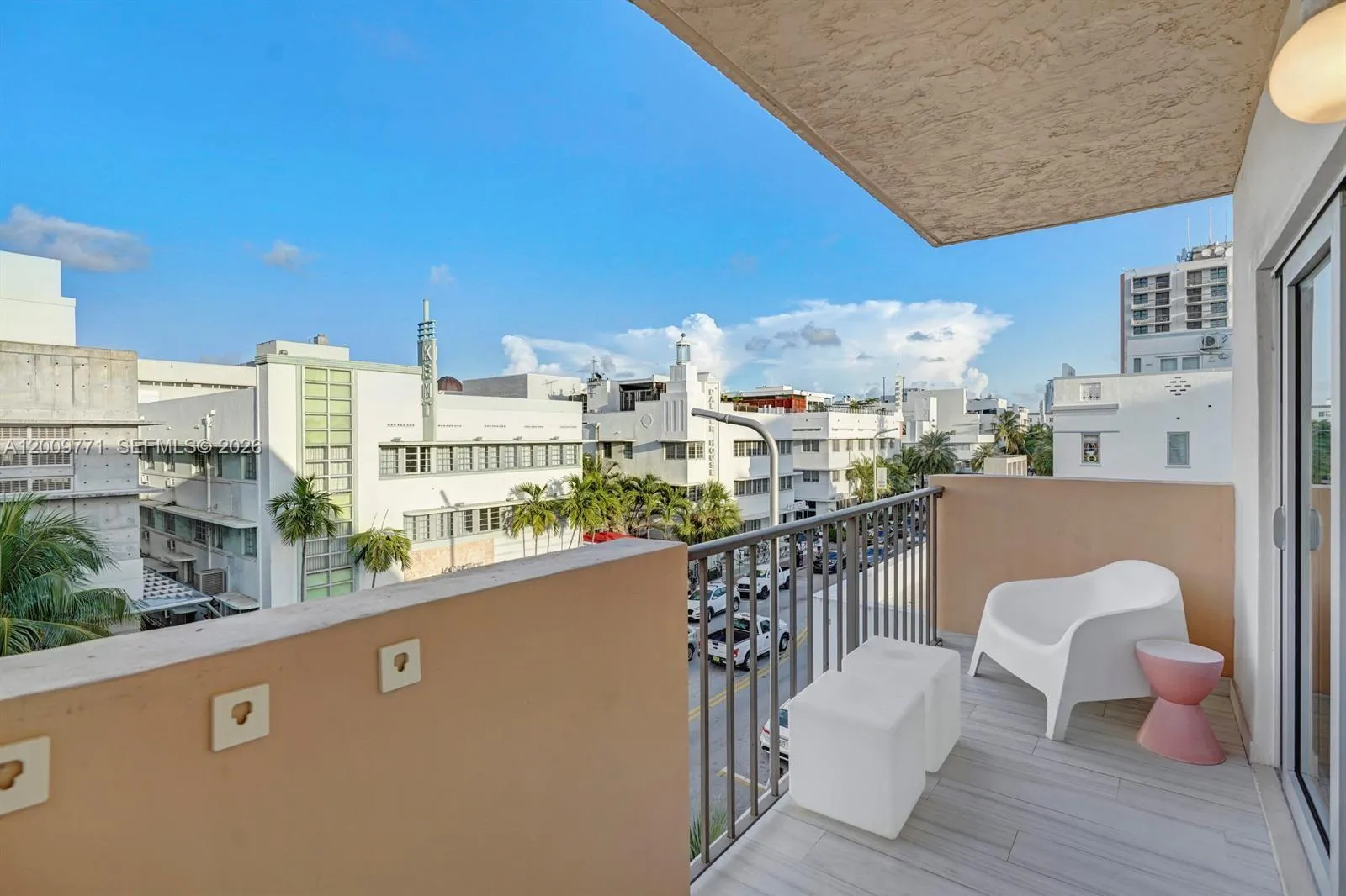 1150 Collins Ave # 406, Miami Beach FL 33139