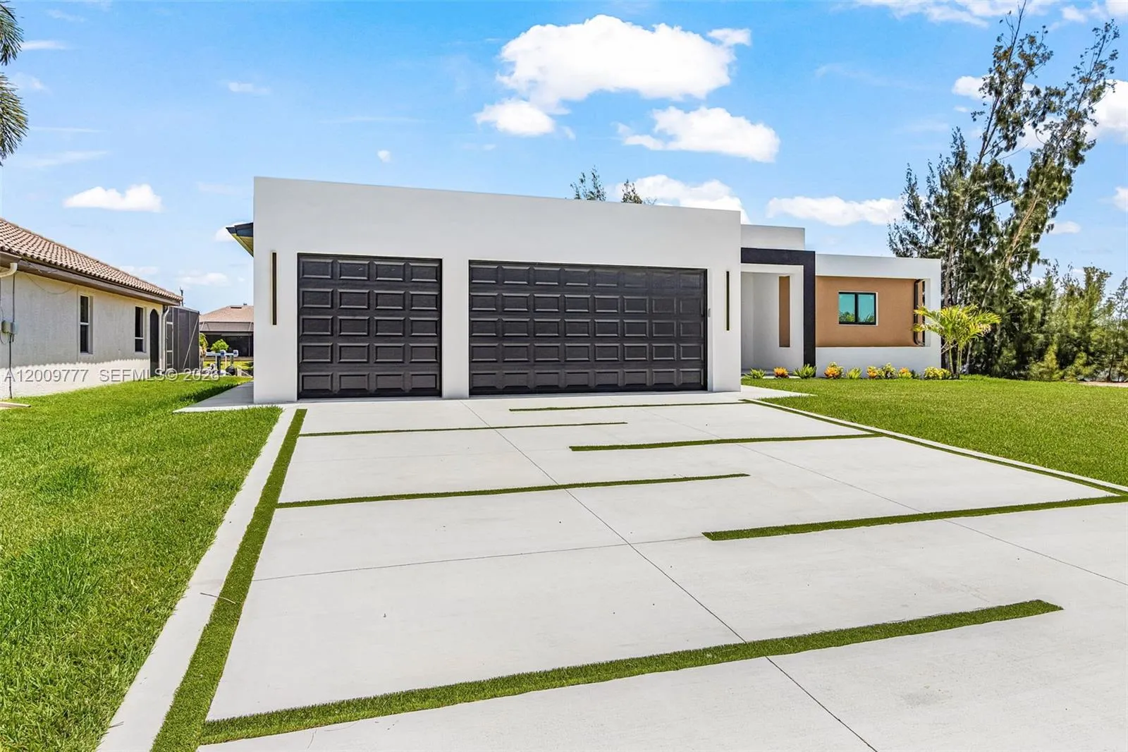 2303 NW 35 AVE, Cape Coral FL 33993