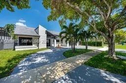 9220 SW 100th Ave Rd, Miami FL 33176