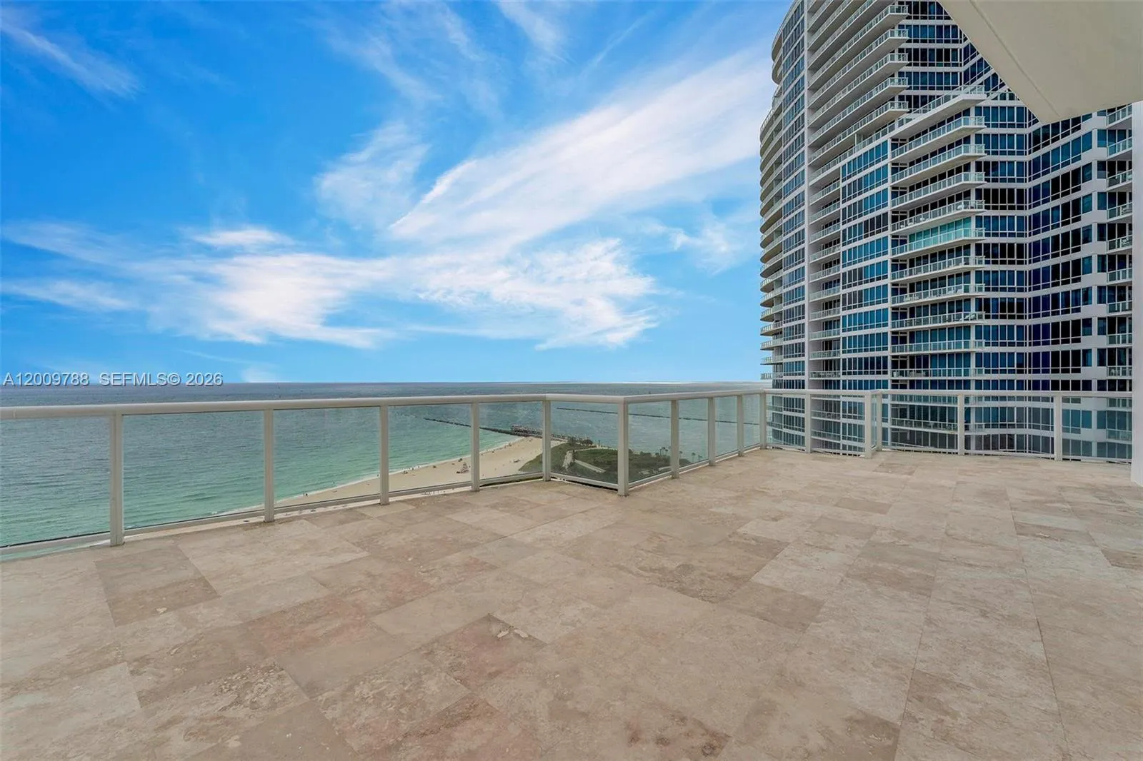 50 S Pointe Dr # 2102, Miami Beach FL 33139