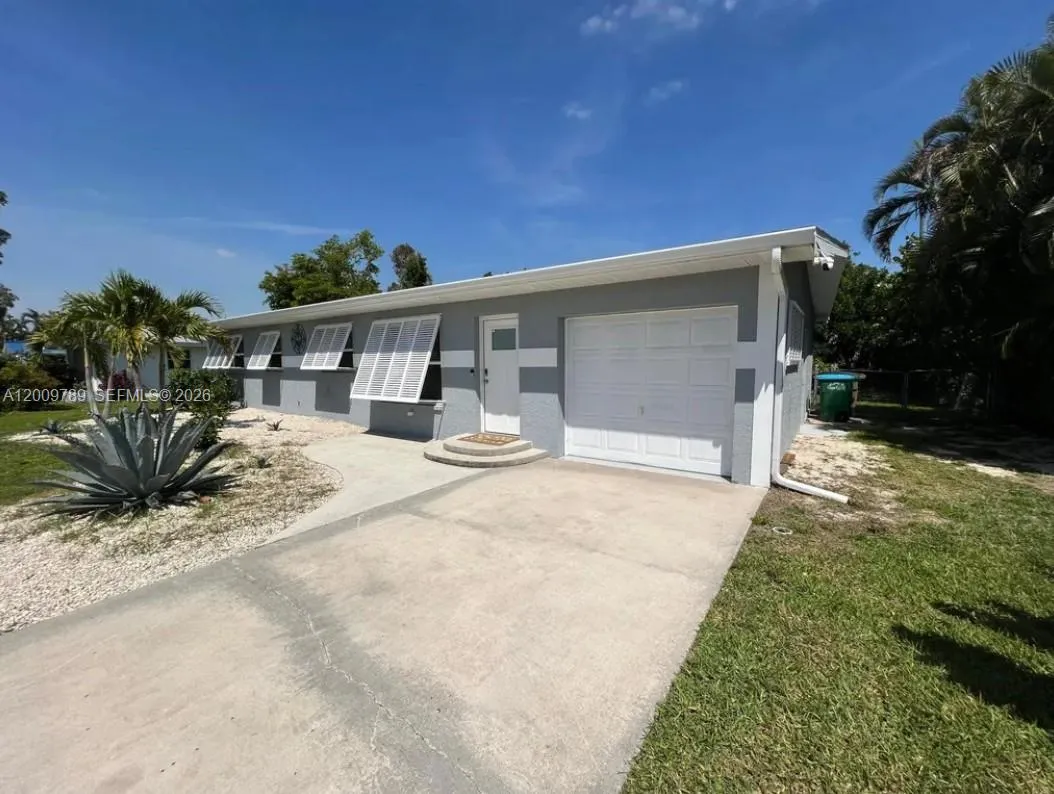5221 York Ct # 0, Cape Coral FL 33904