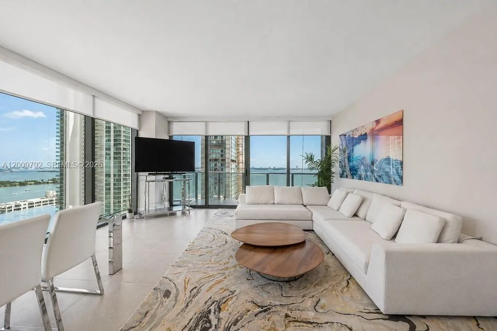 460 NE 28th St # 2001, Miami FL 33137