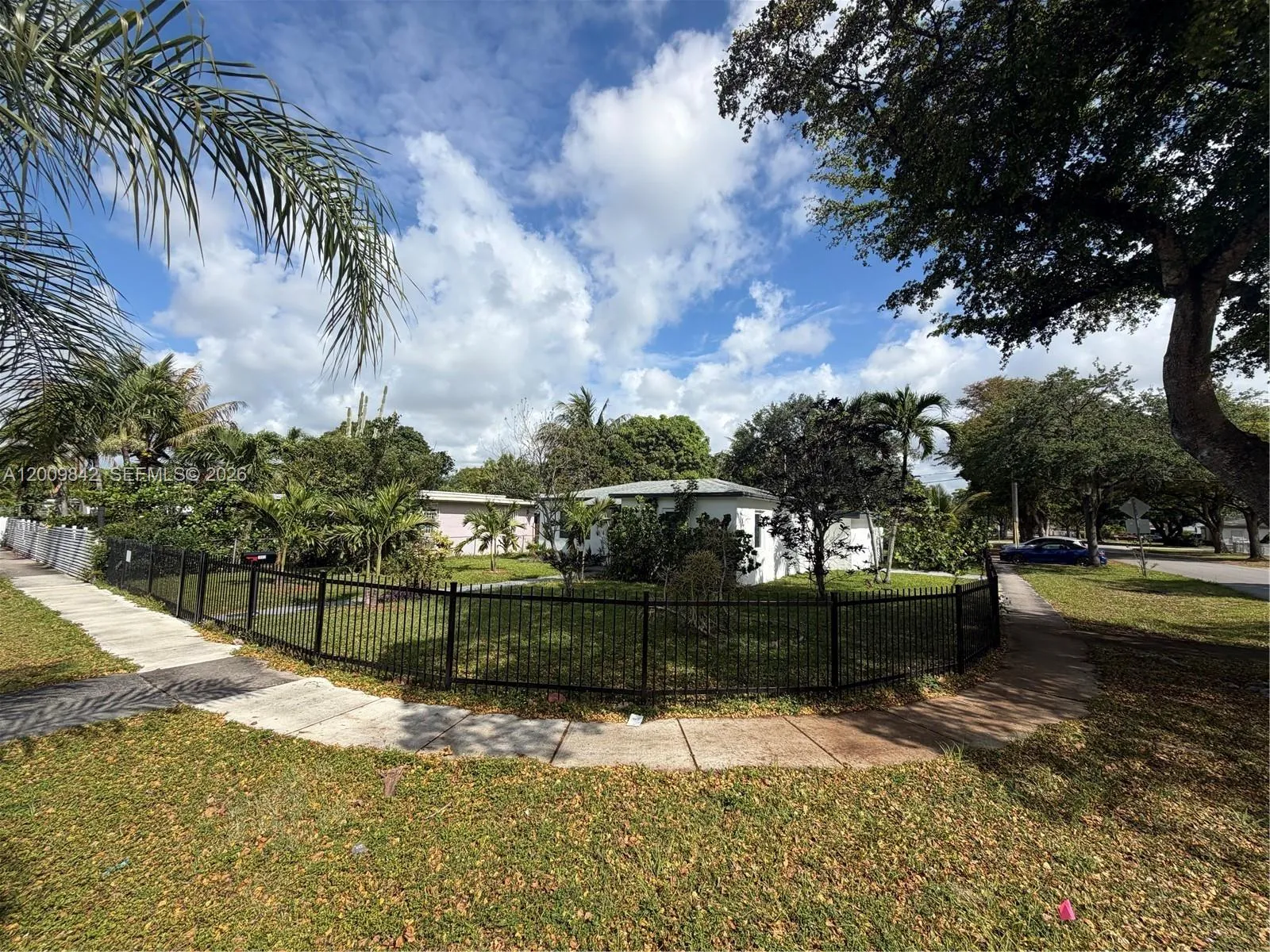 1005 NW 123rd St, North Miami FL 33168