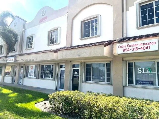 6099 Stirling Rd # 103, Davie FL 33314