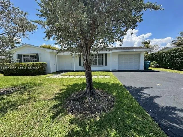 7814 SW 146th Ct, Miami FL 33183