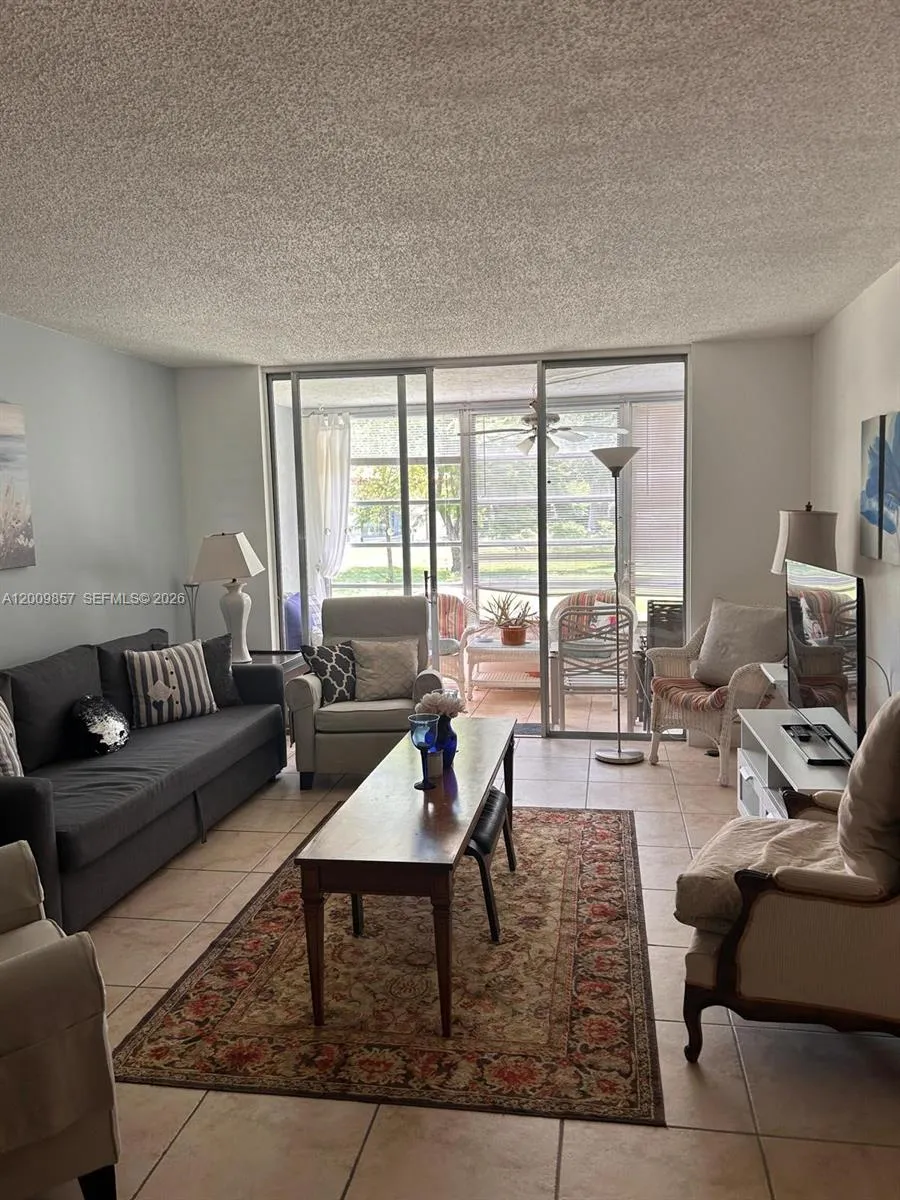 3099 NW 48th Ave # 153, Lauderdale Lakes FL 33313