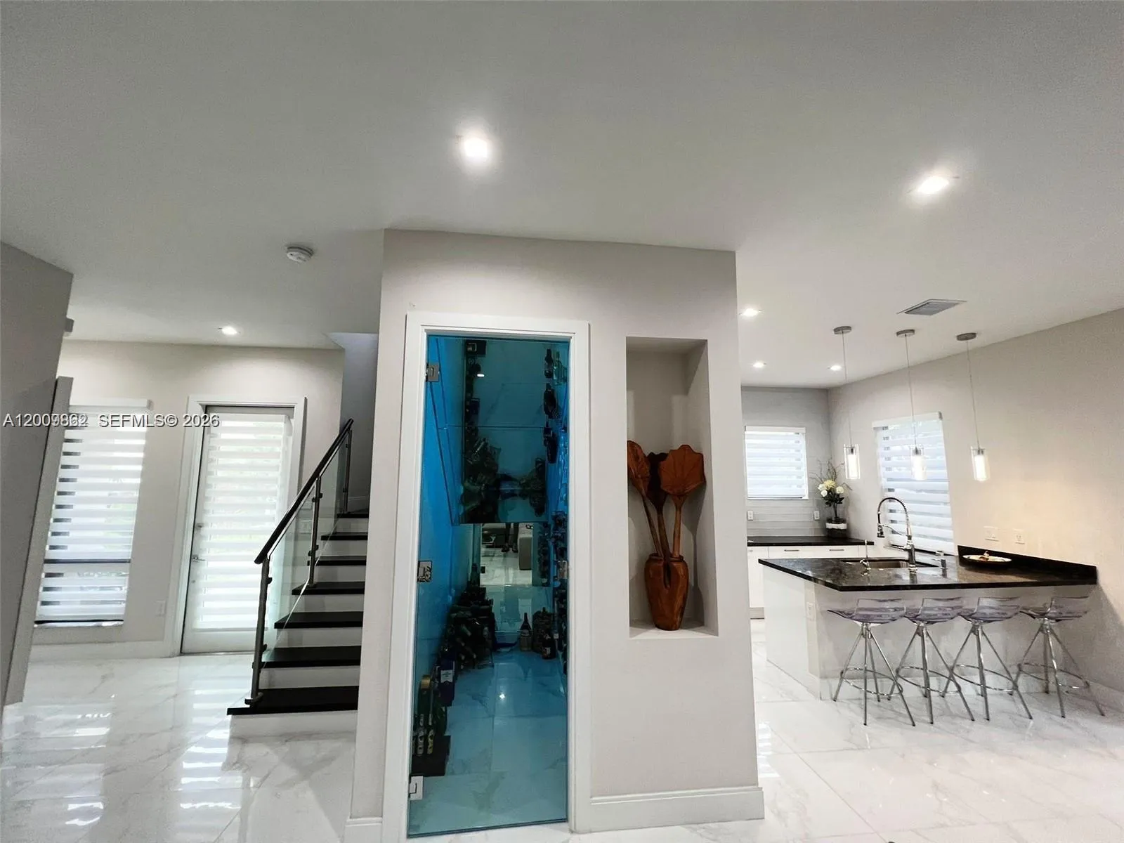 8253 NW 47th Ln, Doral FL 33166