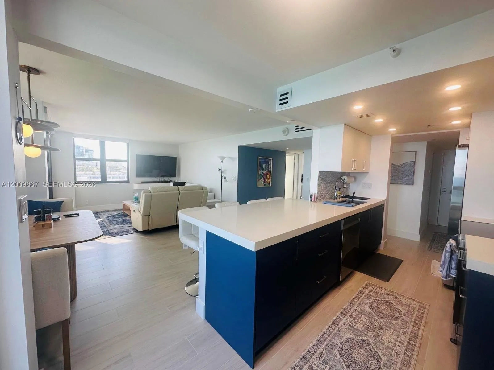 2555 Collins Ave # 2411, Miami Beach FL 33140