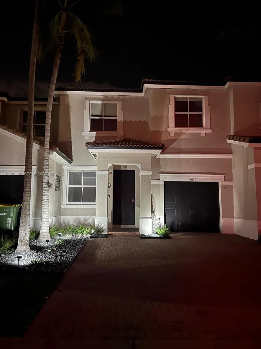 1017 NE 42nd Pl # 1017, Homestead FL 33033