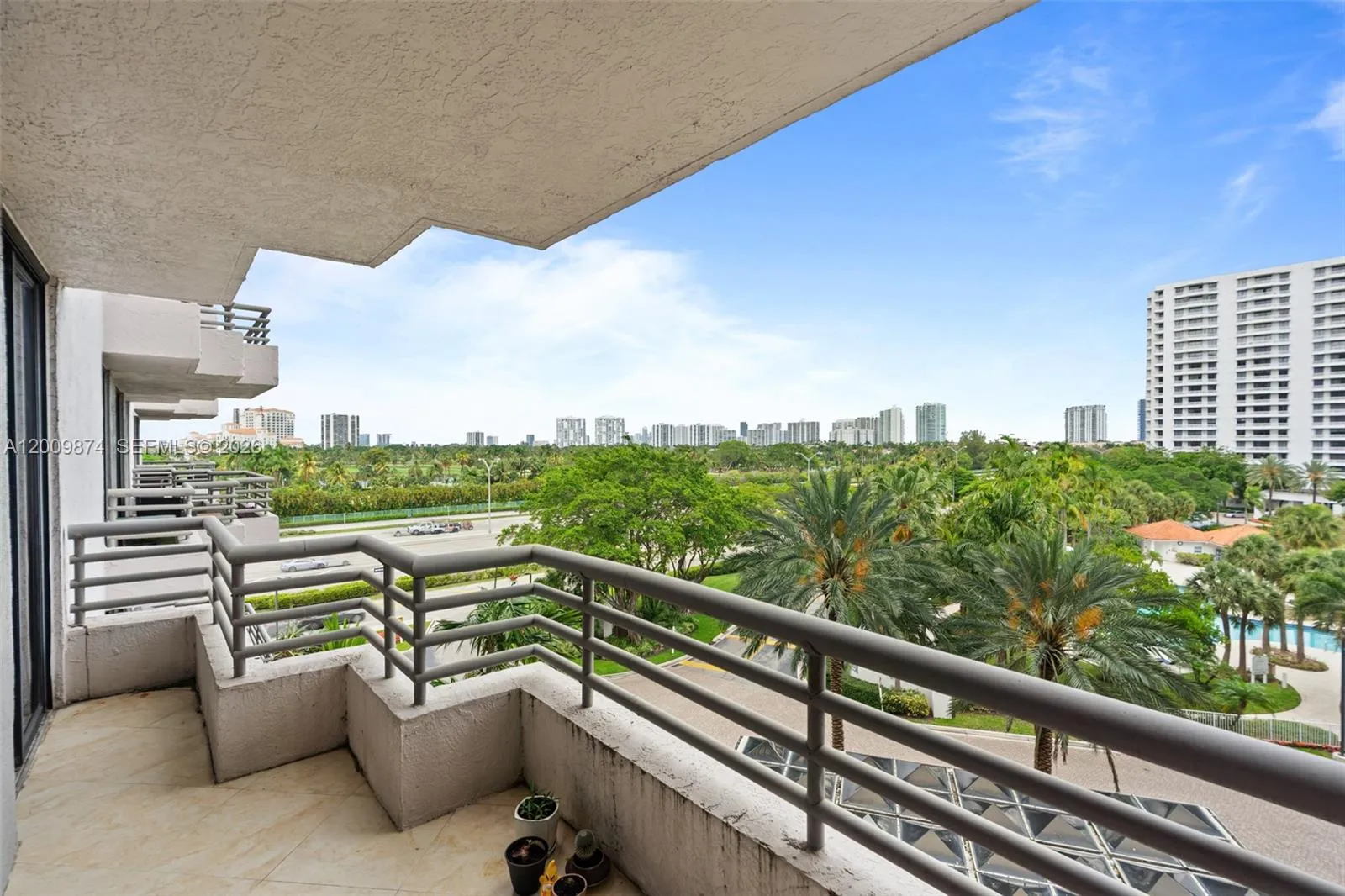 3300 NE 191st St # 609, Aventura FL 33180