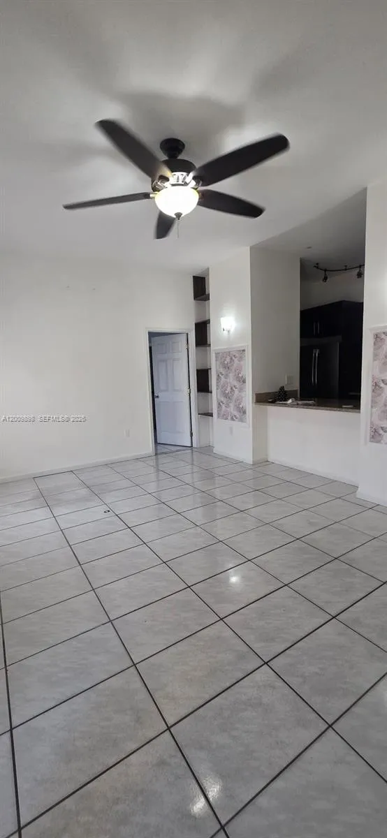 7420 W 20th Ave # 154, Hialeah FL 33016