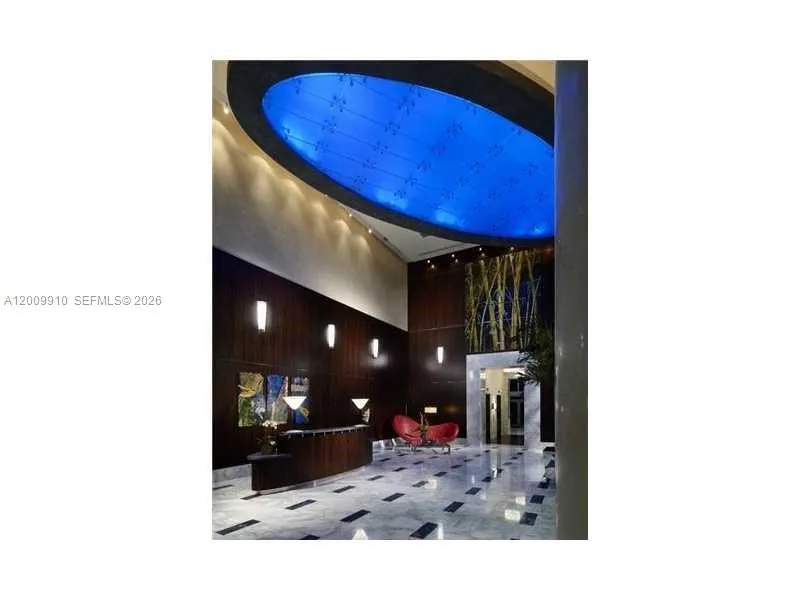 185 SW 7th St # 2509, Miami FL 33130