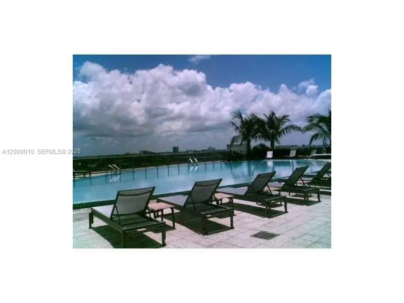185 SW 7th St # 2509, Miami FL 33130