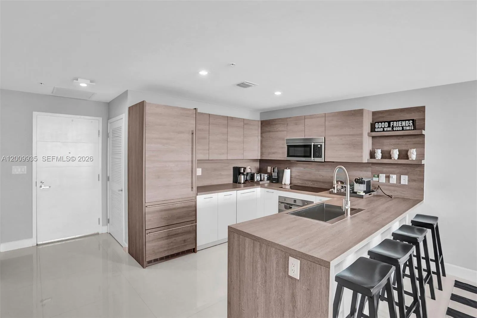 400 Sunny Isles Blvd # 2021, Sunny Isles Beach FL 33160