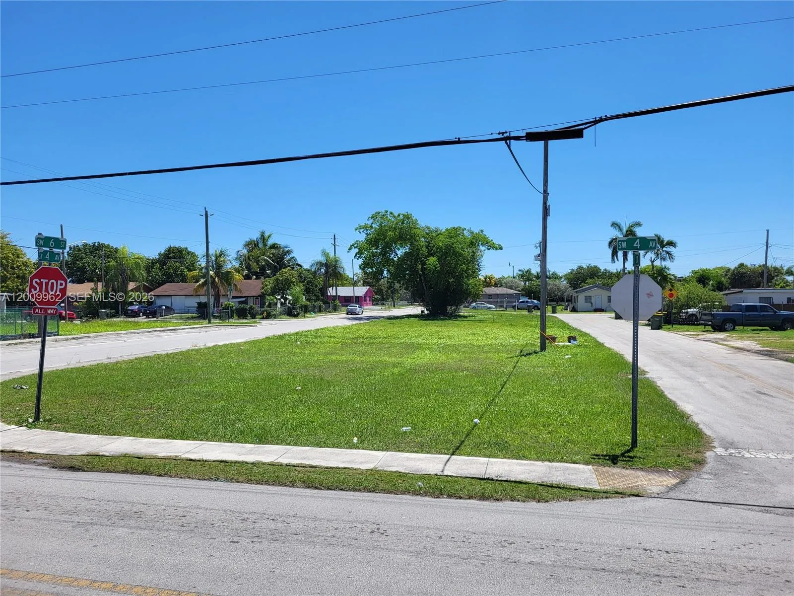 319-321 SW 6 Street, Homestead FL 33030