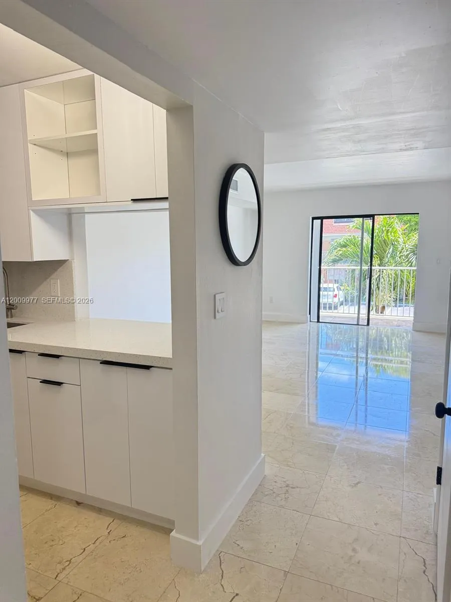 260 NW 107th Ave # 204, Miami FL 33172