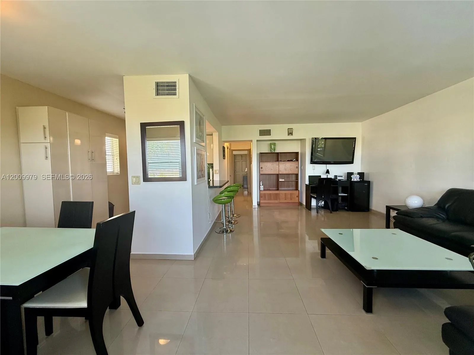 467 Golden Isles Dr # 310, Hallandale Beach FL 33009